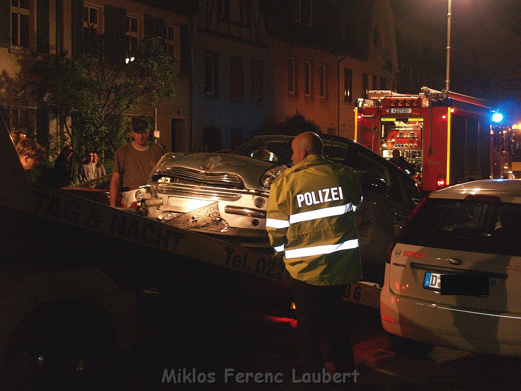 VU mehrere Verletzte Koeln Holweide Bergisch Gladbacherstr P91.JPG
